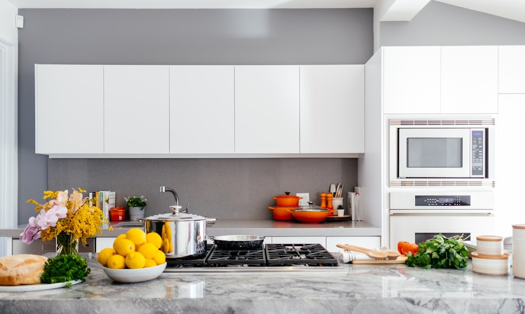 modern minimalism helps improve kitchen habits